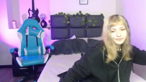 Amnesia online show from September 30, 1:27 pm