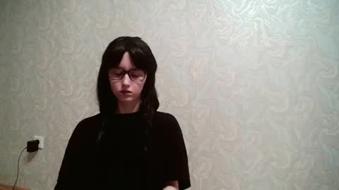 Amomira online show from December 15, 3:00 am