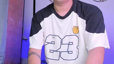 Snapshot of amon_kyle chatting on September 29, 2:49 am Amon online show from September 29, 2:49 am