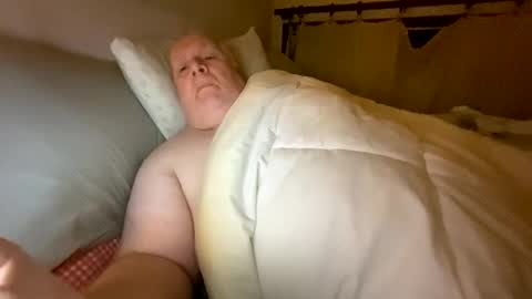 amor196112 online show from November 8, 9:02 pm