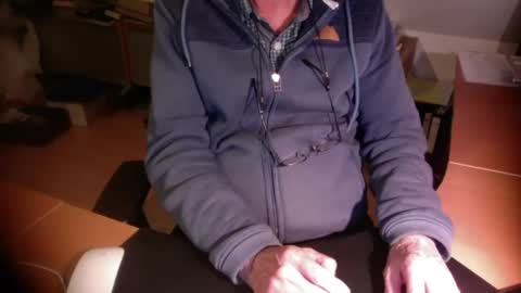 Amor2200 online show from October 26, 7:20 pm