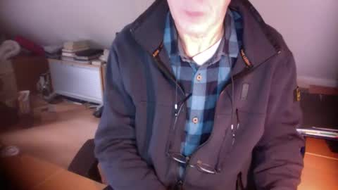 Amor2200 online show from February 3, 8:30 am