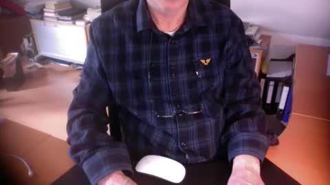 Amor2200 online show from March 25, 8:20 am