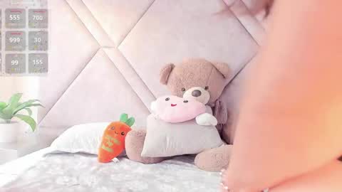 Snapshot of amora_96 chatting on May 22, 2:55 pm amora online show from May 22, 2:55 pm