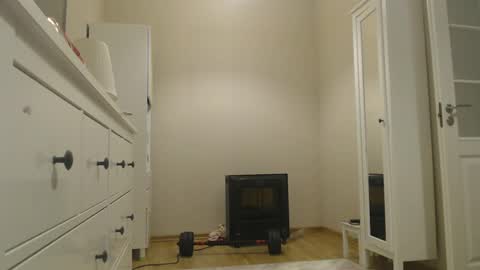 miss unforgettable online show from December 27, 4:21 pm