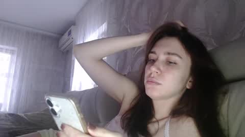 miss unforgettable online show from December 3, 10:13 am