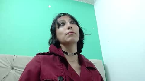 Snapshot of amoremerchmar chatting on June 1, 6:15 am amoremerchmar online show from June 1, 6:15 am