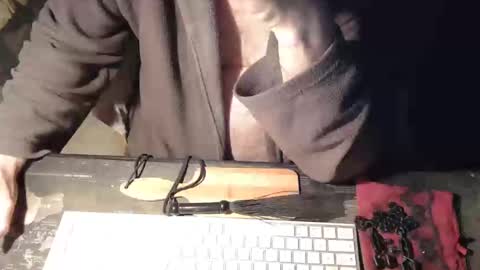 amslave4f online show from March 10, 8:26 am