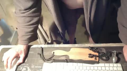 amslave4f online show from February 7, 9:46 am