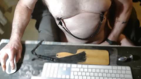 amslave4f online show from March 19, 9:30 pm