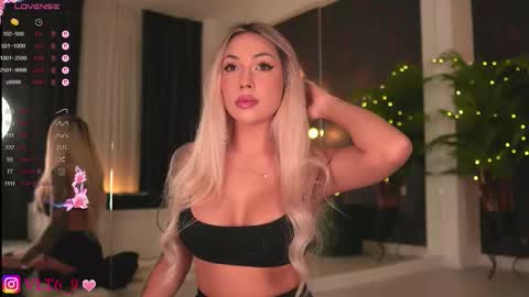    -------------   online show from October 25, 10:37 pm