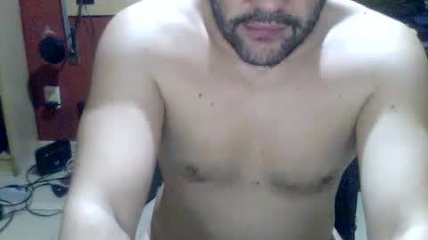 A Muse Man online show from August 9, 1:40 am