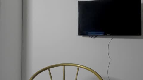 Snapshot of amy1_1 chatting on October 1, 6:08 am amy1_1 online show from October 1, 6:08 am