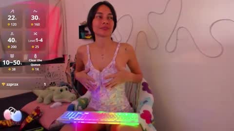 AmyEloise online show from September 27, 10:15 pm