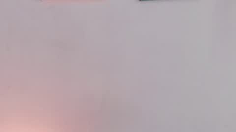 amy_bat online show from June 12, 4:50 pm