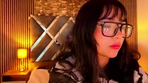 Snapshot of amy_channel chatting on April 30, 1:06 pm Amy online show from April 30, 1:06 pm
