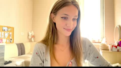 Snapshot of amy_chill chatting on April 13, 11:59 am Amy Chill online show from April 13, 11:59 am