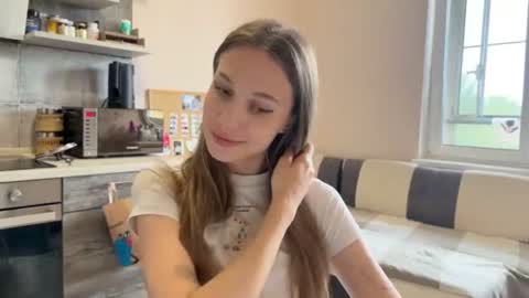 Amy Chill online show from June 24, 10:25 am