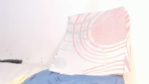 Snapshot of amy_isabella chatting on January 28, 12:36 am amy online show from January 28, 12:36 am