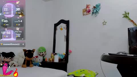 Amy online show from October 27, 8:13 pm