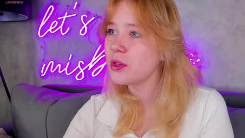 Snapshot of amy_kimberlly chatting on September 26, 12:03 am Amy online show from September 26, 12:03 am