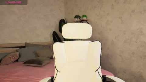 Snapshot of amy_kimberlly chatting on November 10, 12:20 am Amy online show from November 10, 12:20 am