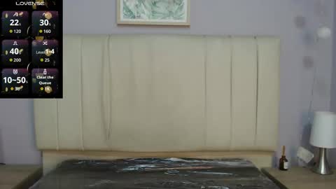 Amy online show from December 1, 1:27 pm