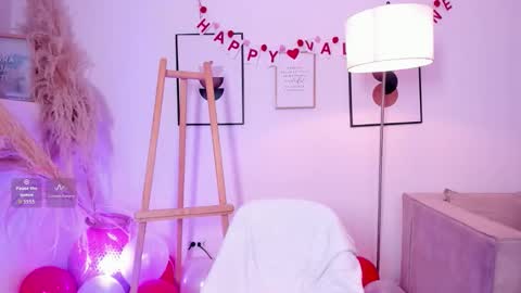 Hello I am Allison Welcome to my room and let is  have a good time together whith me online show from February 14, 5:53 pm