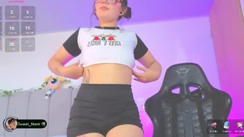 Hello I am Allison Welcome to my room and let is  have a good time together whith me online show from July 23, 9:57 pm