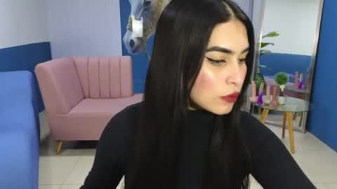 Amy online show from July 4, 7:20 pm