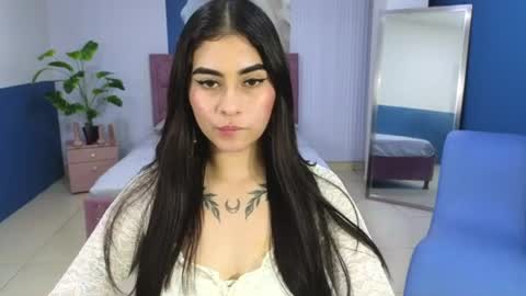 Amy online show from August 5, 8:11 pm