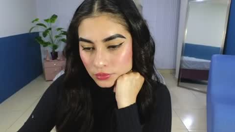 Amy online show from August 6, 7:49 pm