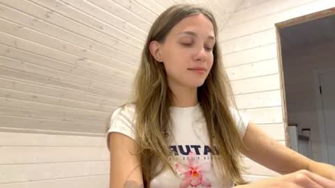 amy_meoww online show from August 2, 6:17 pm