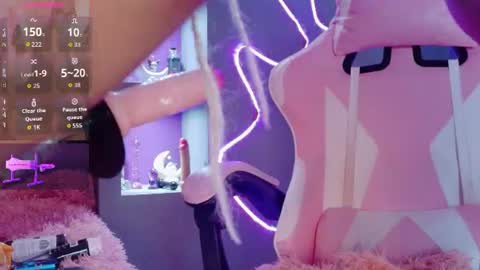 Amy online show from June 11, 12:32 am
