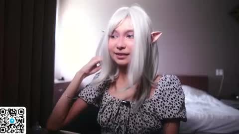 Snapshot of amy_peachy chatting on July 5, 3:23 am Amy online show from July 5, 3:23 am