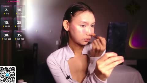 Snapshot of amy_peachy chatting on July 16, 4:18 am Amy online show from July 16, 4:18 am