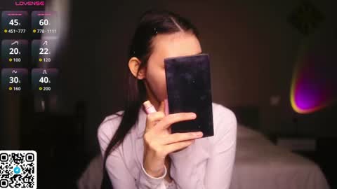 Snapshot of amy_peachy chatting on July 19, 4:49 am Amy online show from July 19, 4:49 am