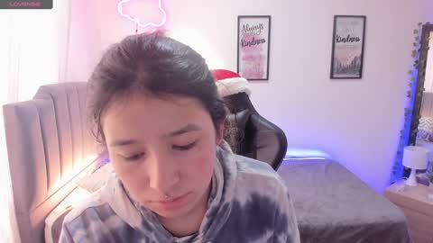 Amy sophia 3 online show from December 9, 1:34 pm