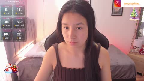 Amy sophia 3 online show from December 19, 1:51 pm