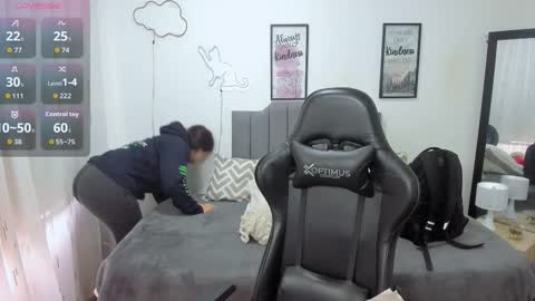 Amy sophia 3 online show from September 26, 11:58 am