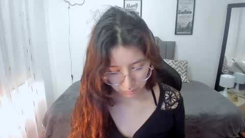 Amy sophia 3 online show from September 29, 12:54 pm