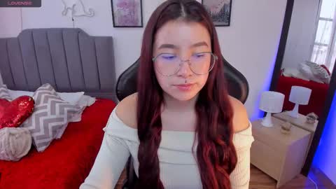 Amy sophia 3 online show from February 5, 12:21 pm