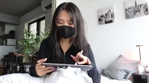 girl next door named Amy online show from December 13, 4:22 am