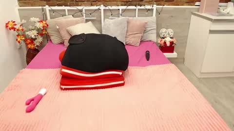 Amy online show from February 19, 7:50 am