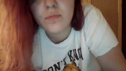 Snapshot of amyana_lee chatting on June 14, 8:22 pm amyana_lee online show from June 14, 8:22 pm