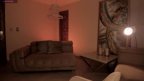 Amy Armstrong online show from December 28, 12:36 am