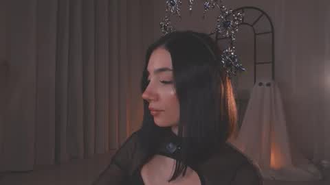 Amy Armstrong online show from October 11, 12:43 am