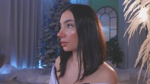 Amy Armstrong online show from December 20, 8:05 pm