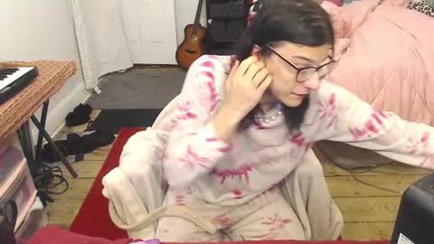 Trashely Gimpson online show from January 22, 10:40 am