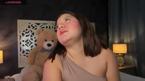 Snapshot of amyblack__ chatting on March 17, 11:19 pm Amy online show from March 17, 11:19 pm